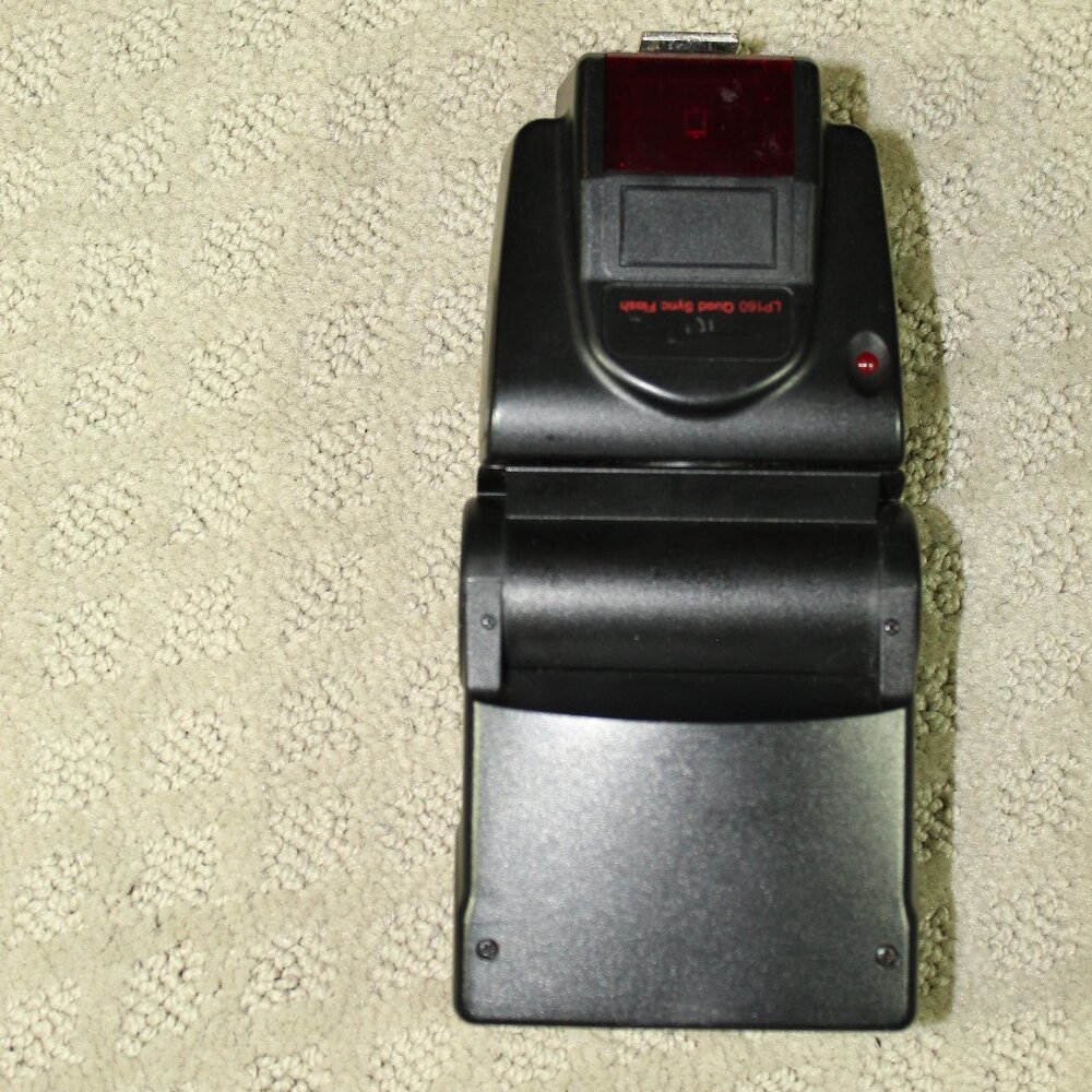 LumoPro LP160 Quad Sync External Camera Flash